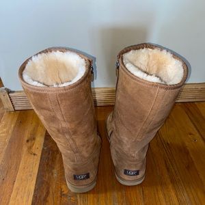 UGG Chestnut Tall Zipper Boots Size 8